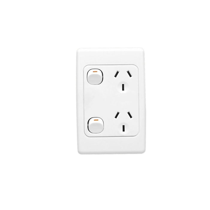 2000 Switched Socket 10A Single Horiz Red