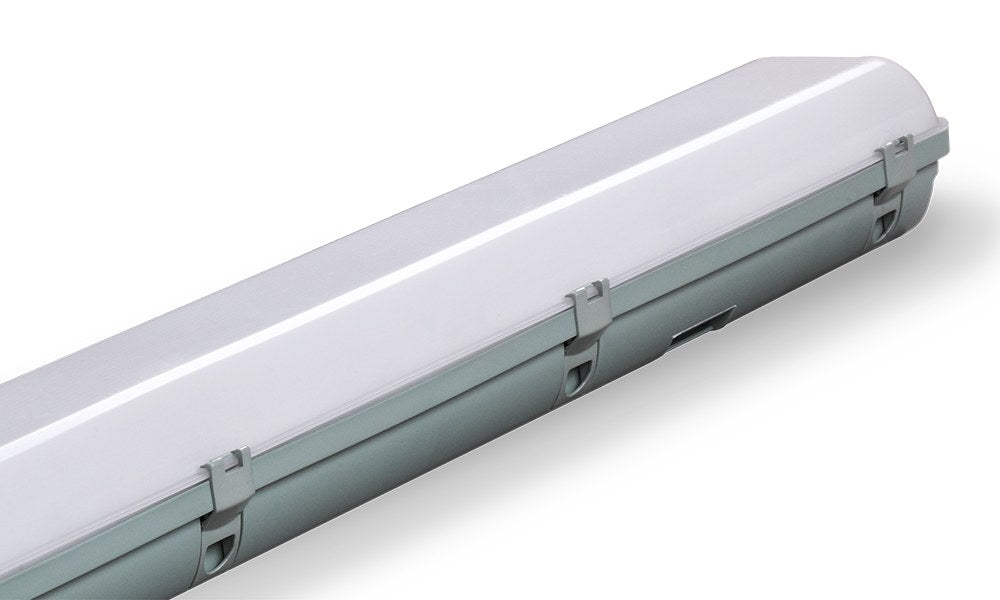 Claymore Lite Batten 4ft Twin EM 48W W/proof Wide Body