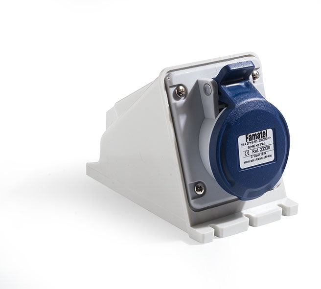 Surface Socket Blue 220-240V 16A 2P+E IP44 6H