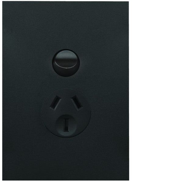 Finesse Switched Socket Sgl 10A Vert Matt Black