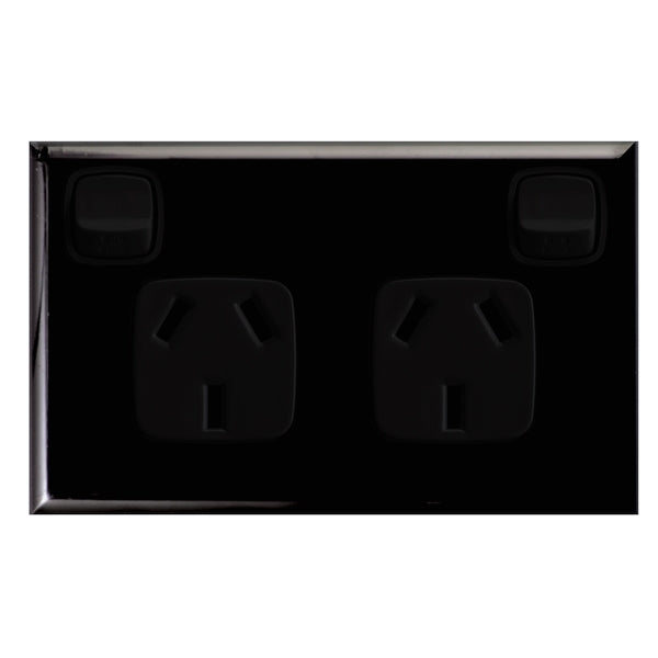 XLP Sw Socket Dbl 10A Horiz Black Gloss