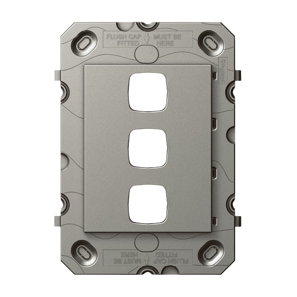 Arteor 770 Grid 3Gang Magnesium