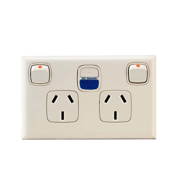 XL Electresafe Sw Socket 10A 10mA White