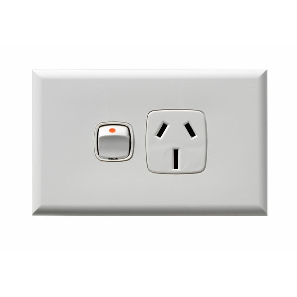 XL Sw Socket Sgl 15A Horiz White S/Shutters