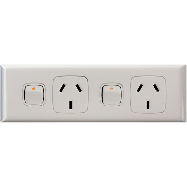 XL Sw Socket Dbl 10A Slimline Busbar Link White