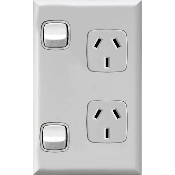 XLP Sw Socket Dbl 10A Vert White Gloss