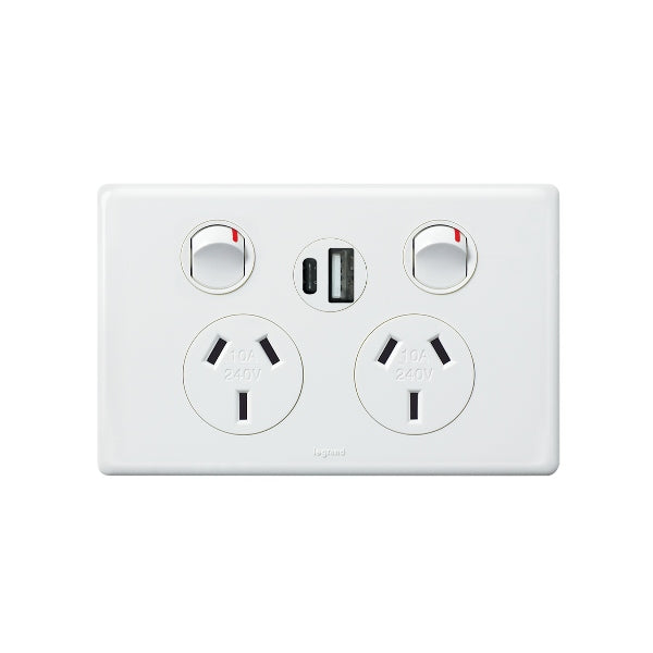 Excel Life Ded Sw Socket Dbl 10A Int USB A&C 2.4A White