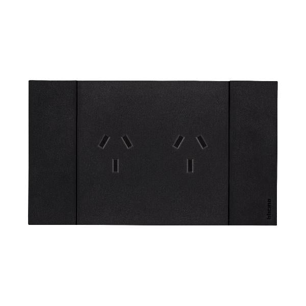 Living Now Sw Socket Dbl Autoswitch 10A Black