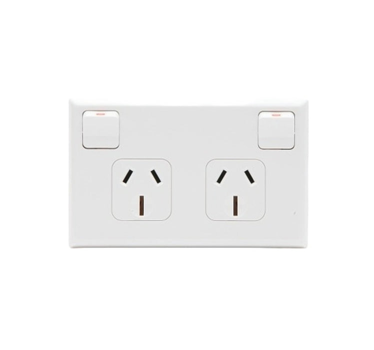 Switched Socket 15A Double Horiz White