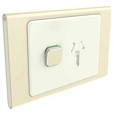 Iconic Styl Cover Plate Switched Socket Horz Sgl Crowne