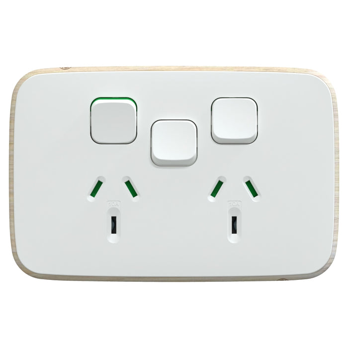 Iconic Essence Sw Socket 10A Dbl Horiz Extra Sw Arctic White
