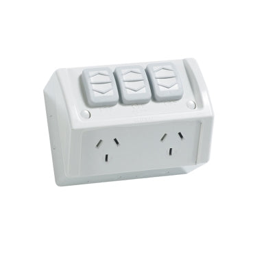 WS Switched Socket 10A Dbl Surface Extra SW IP53
