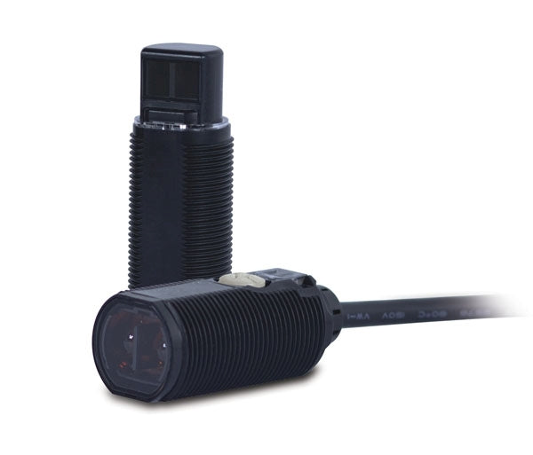 E3FA-DP22 PE Sensor M18 Diffuse 0.3m PNP 10-30VDC Plug