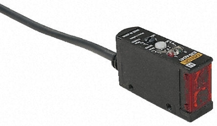 E3S-AT11 PE Sensor Thrubeam 7m NPN Horiz 10-30VDC 2m