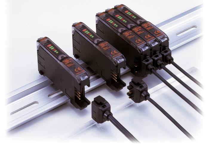 E3XNA11 F-Optic Photoelectric Amplifier NPN 2m
