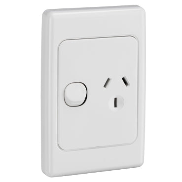 2000 Switched Socket 10A Single Vert White