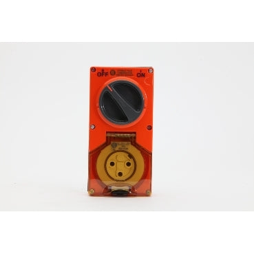 Sw Socket 3Pin 20A 250V 1Ph IP66 Orange