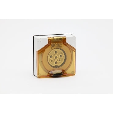 Socket Outlet 7Pin 16A 500V 3Ph IP66 Orange