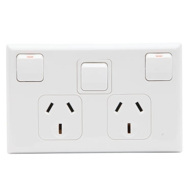 Switched Socket 10A Double Horiz Extra Switch White