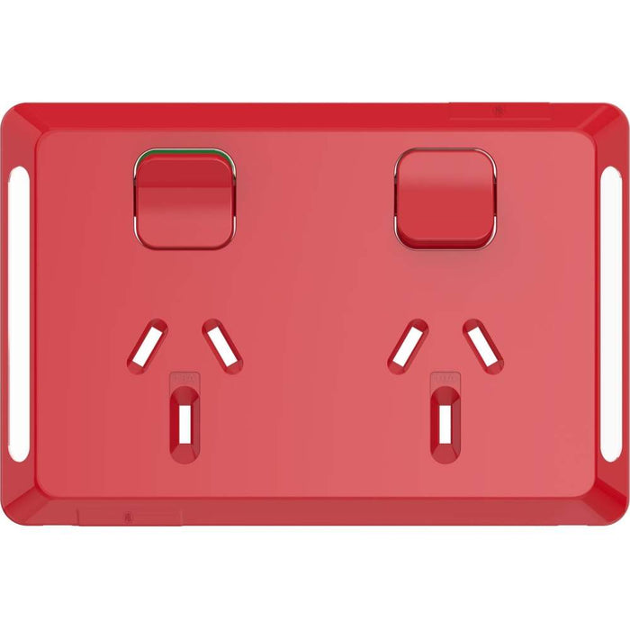 Pro Series Cover Plate Sw Socket 10A Dbl Horiz Red