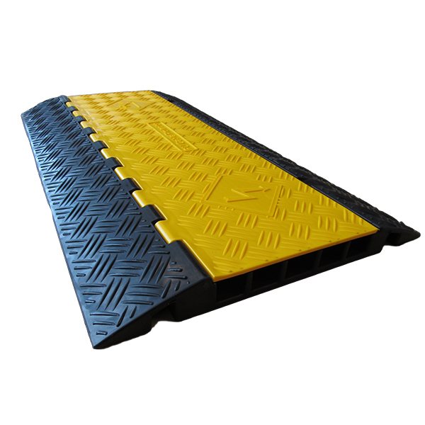 Protector Ramp 5-Channel 1m Polyurethane