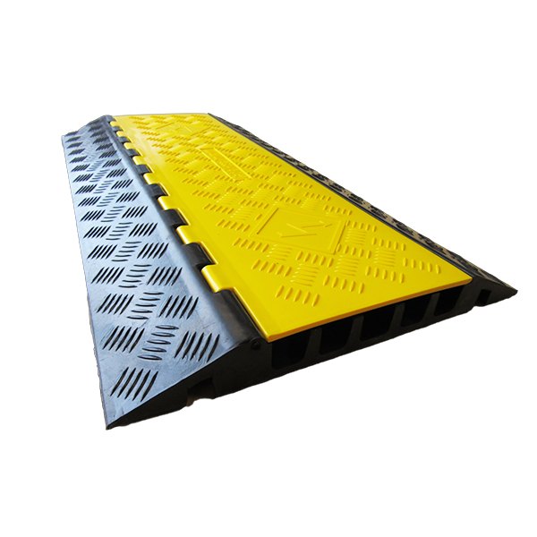 Protector Ramp 5-Channel 900mm Rubber