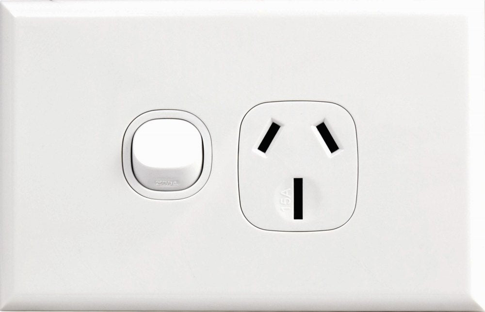 Home Logix Switched Socket Single 15A Horizontal White