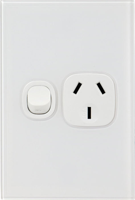 Fusion Switched Socket Single Vertical White