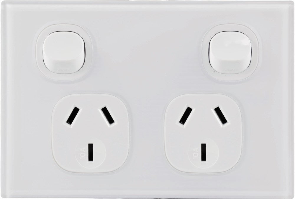 Fusion Switched Socket Double Horizontal White
