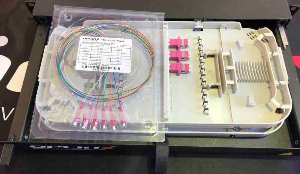 FOBOT 1RU 6F Fibre Tray LCD 2x 12F Splice Mod OM4 Pigtails
